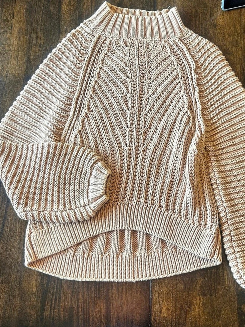 Free People Textured Cable Knit Sweater Size Medium Like New